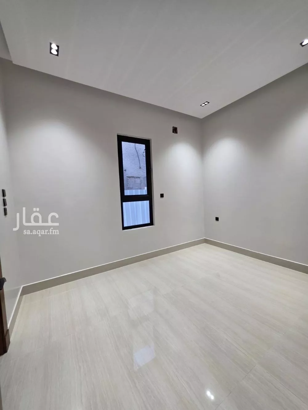 6 bedroom villa in King Faisal 18
