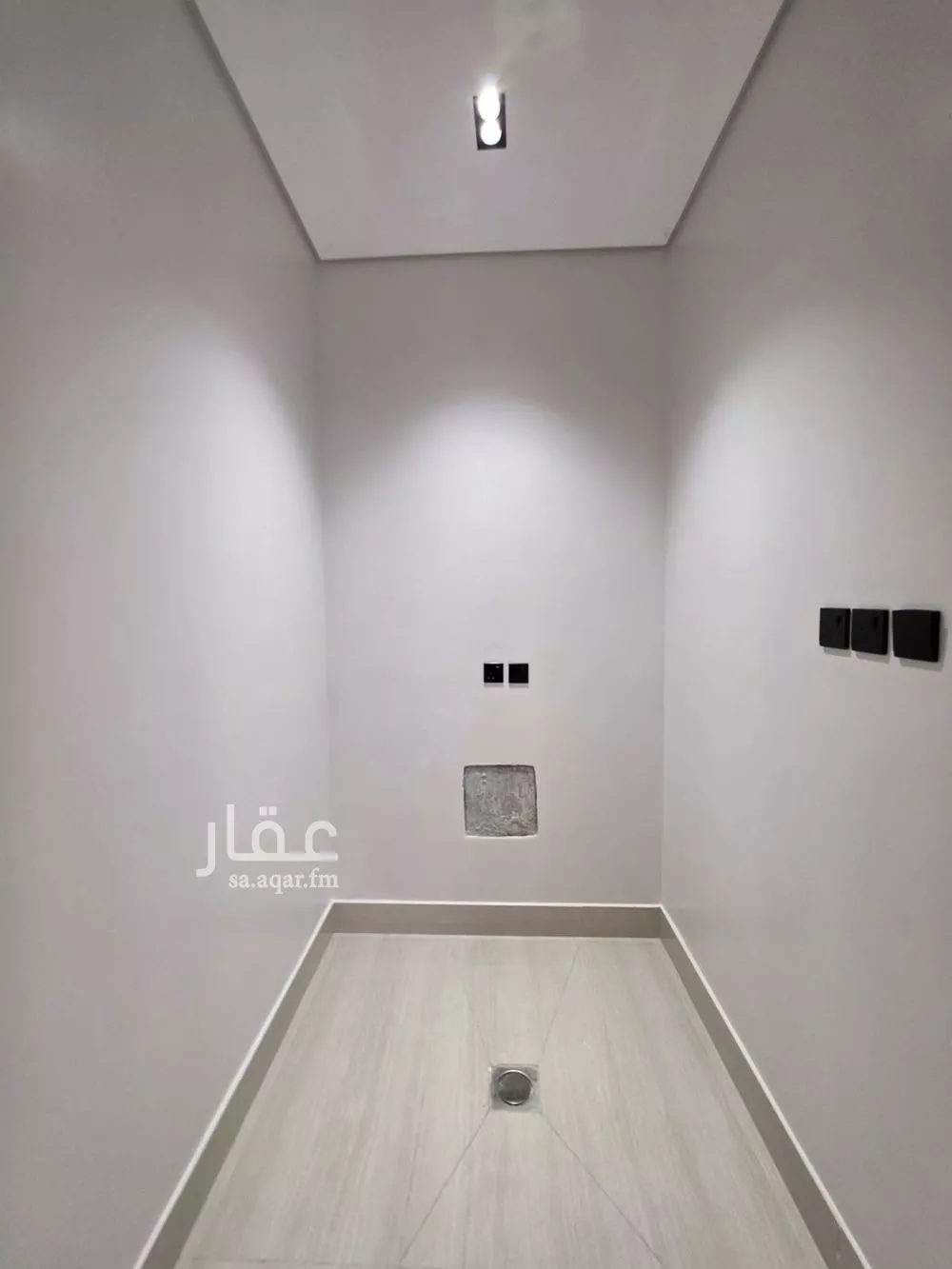 6 bedroom villa in King Faisal 20