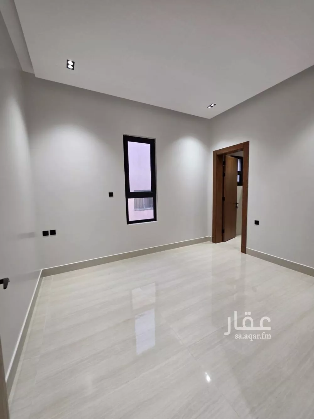 6 bedroom villa in King Faisal 22