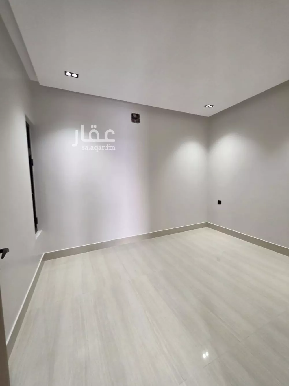 6 bedroom villa in King Faisal 26