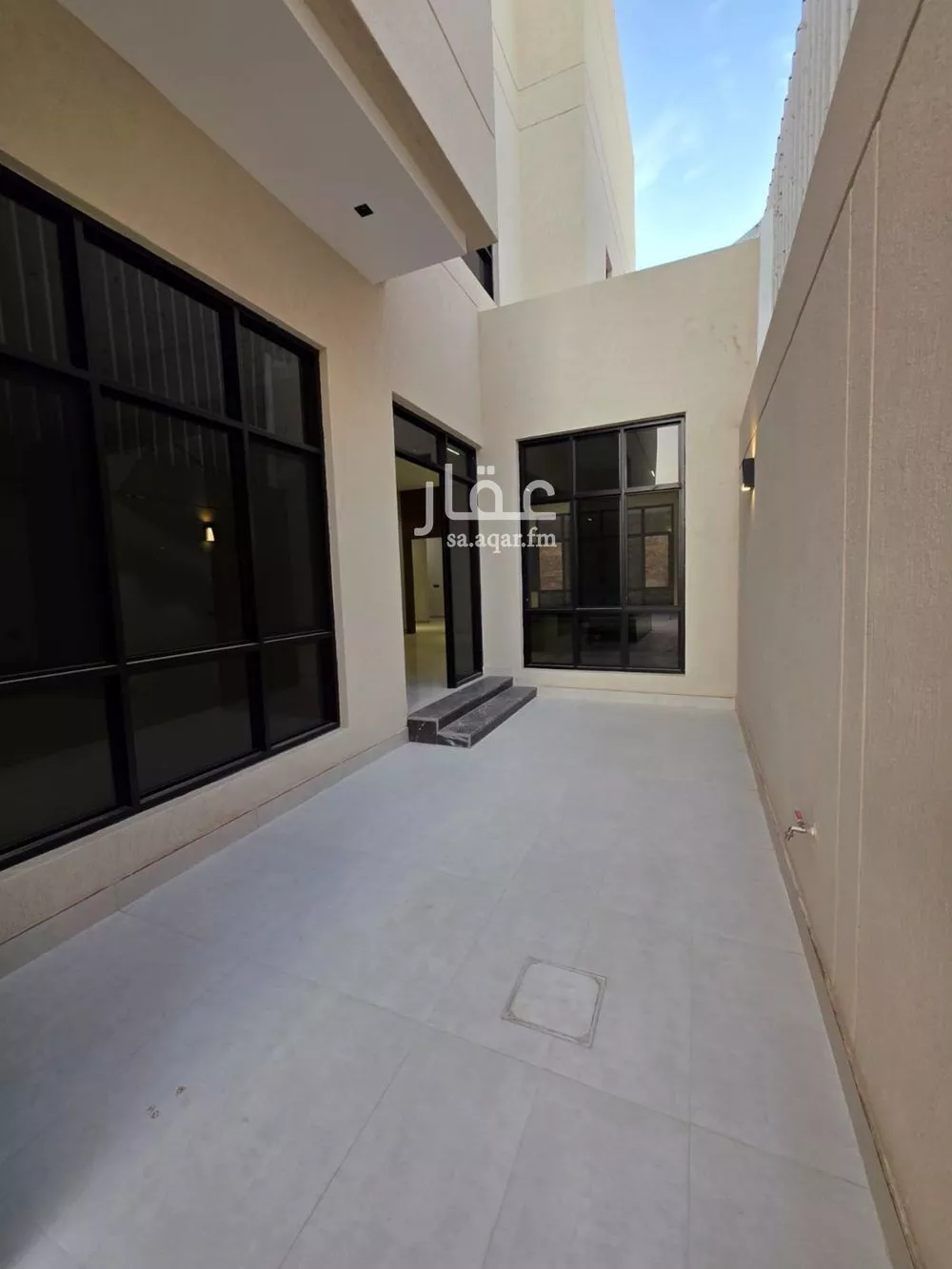 6 bedroom villa in King Faisal 5