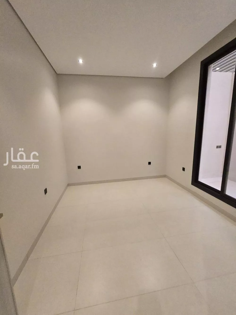 3 bedroom floor in Al Yarmouk 4