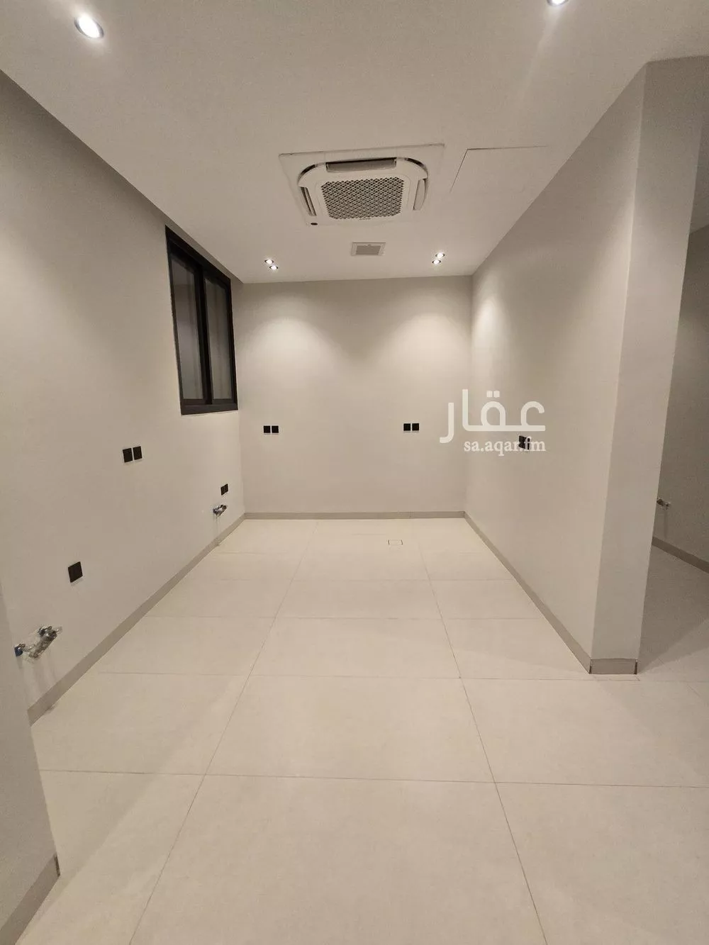 3 bedroom floor in Al Yarmouk 7
