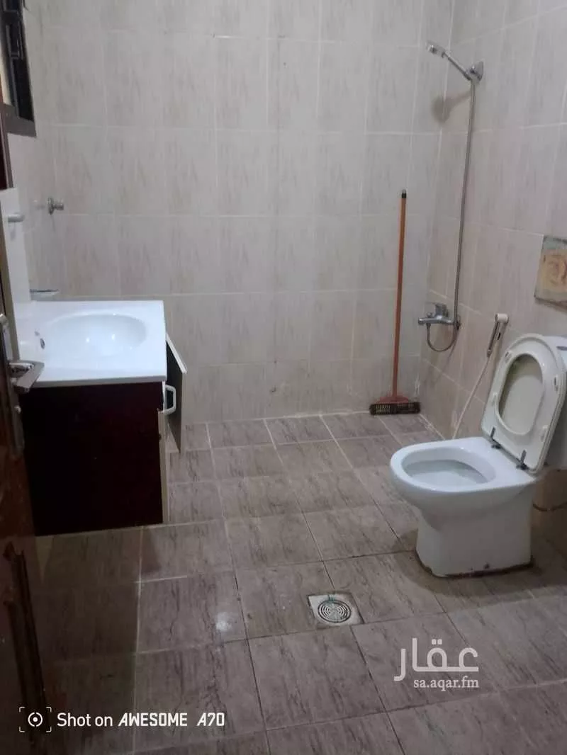 5 bedroom apartment in Al Nuzhah 7