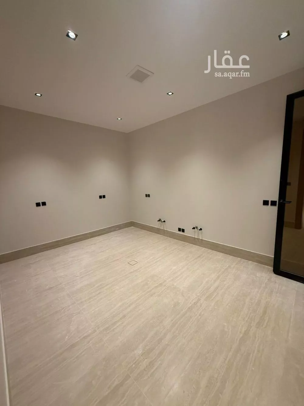8 bedroom villa in Al Mahdiyyah 14