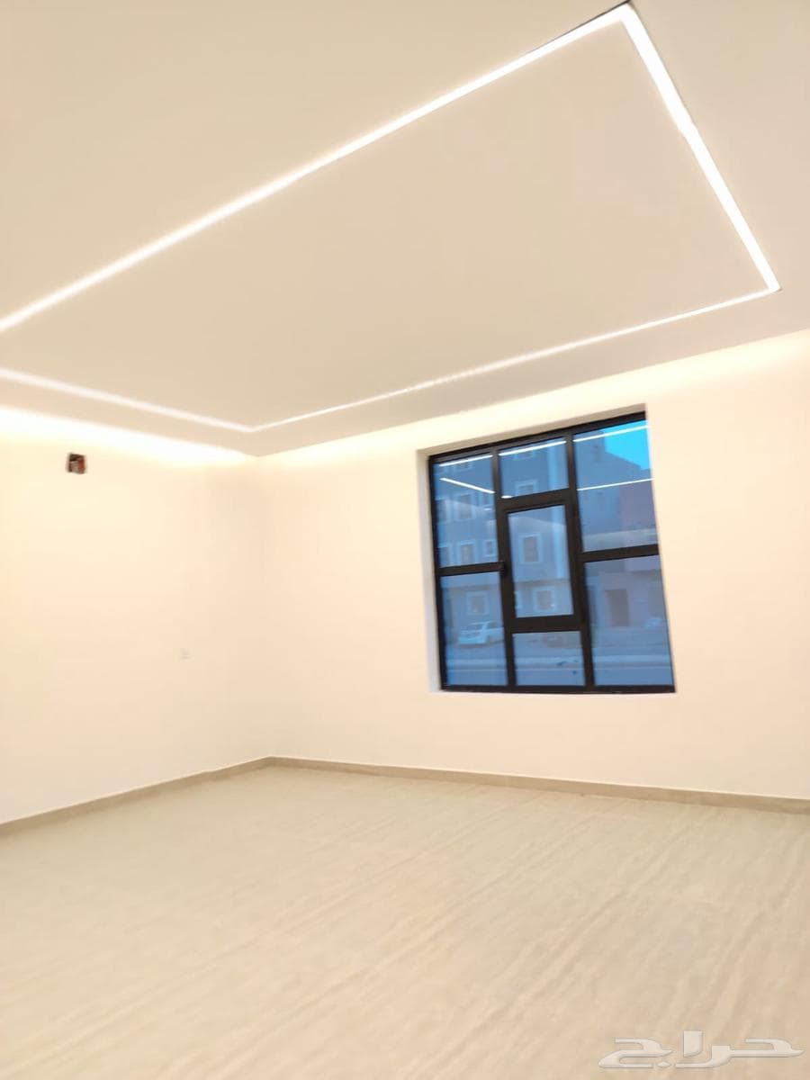 4 bedroom apartment in Al Hazm 7