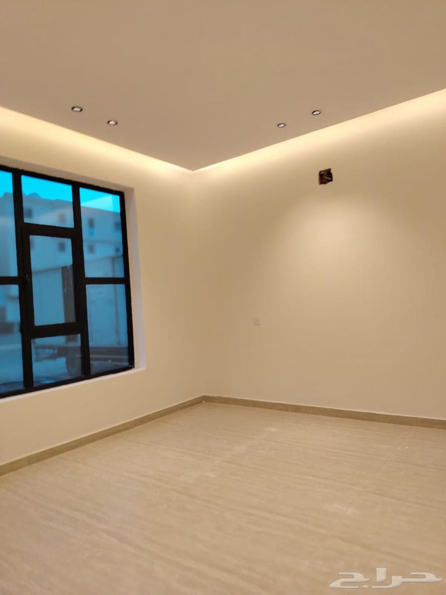4 bedroom apartment in Al Hazm 9