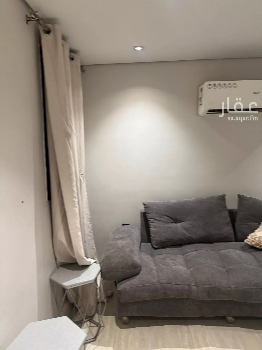 2 bedroom apartment in Umm Al Hamam Al Sharqi 17