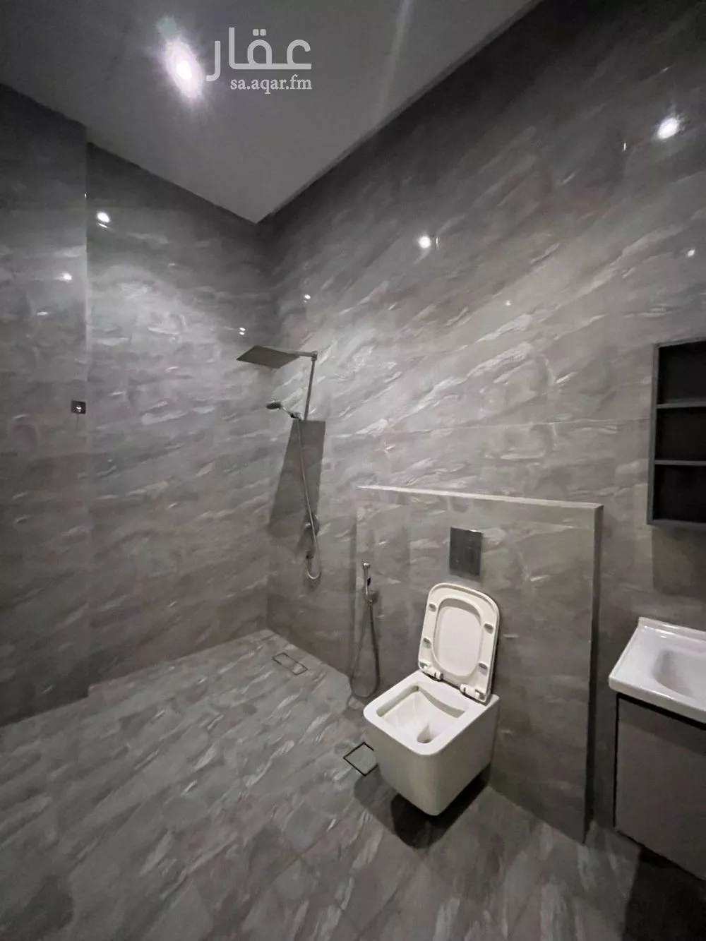 2 bedroom apartment in Ash Sharq 1