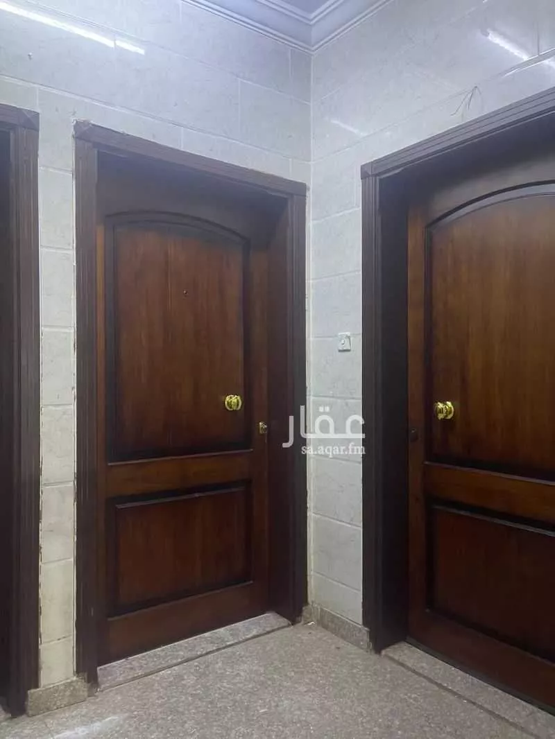 5 bedroom apartment in As Salhiyah 7