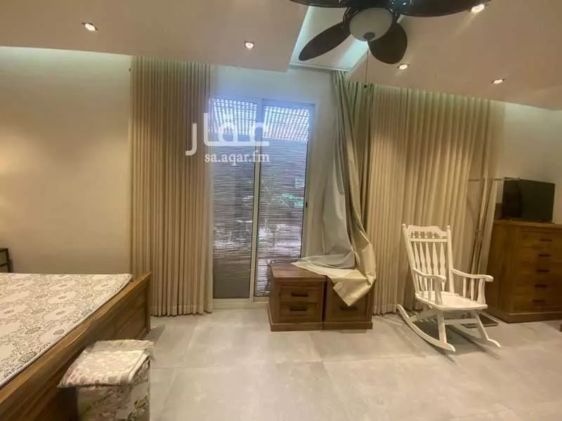 3 bedroom apartment in Al Malqa 14