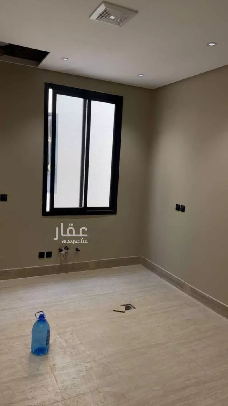 5 bedroom apartment in Badr 4