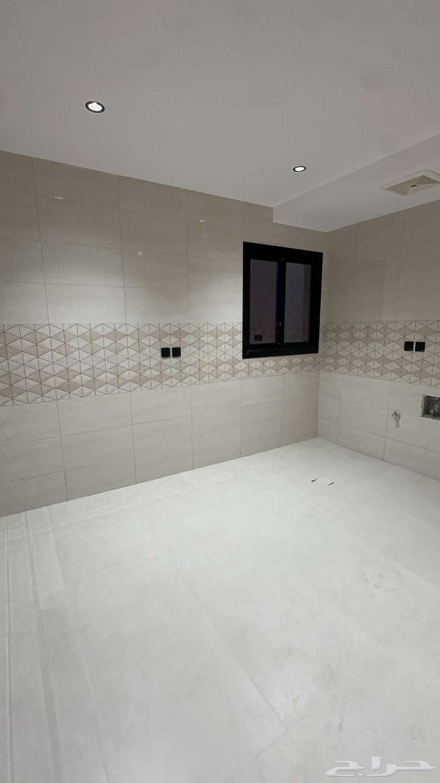 4 bedroom apartment in Al Duwaykhilah 2