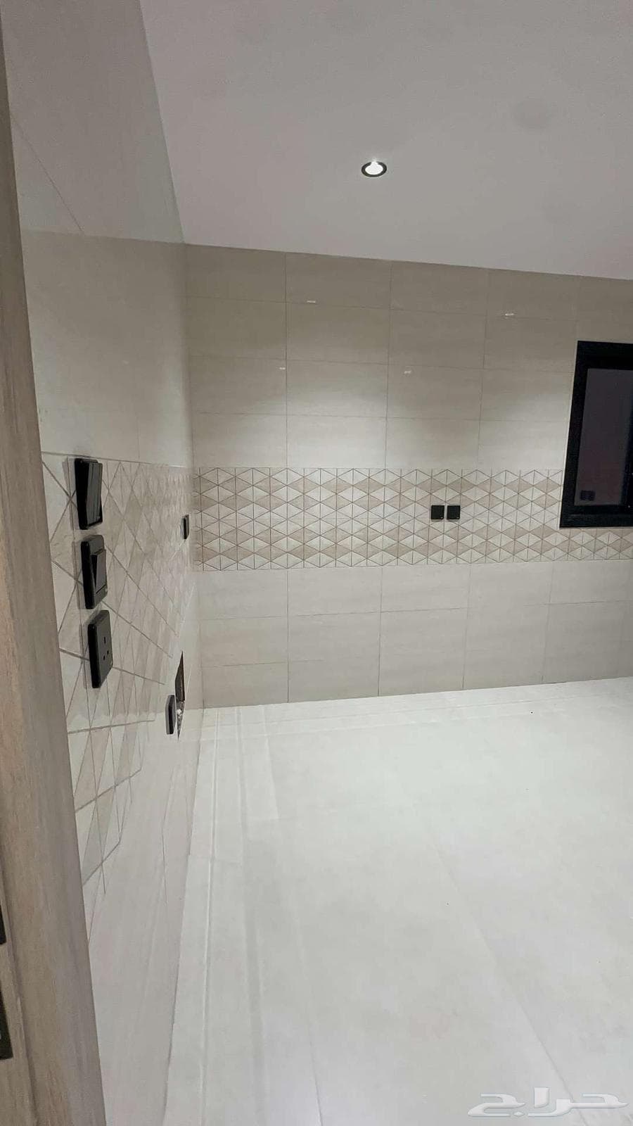 4 bedroom apartment in Al Duwaykhilah 4