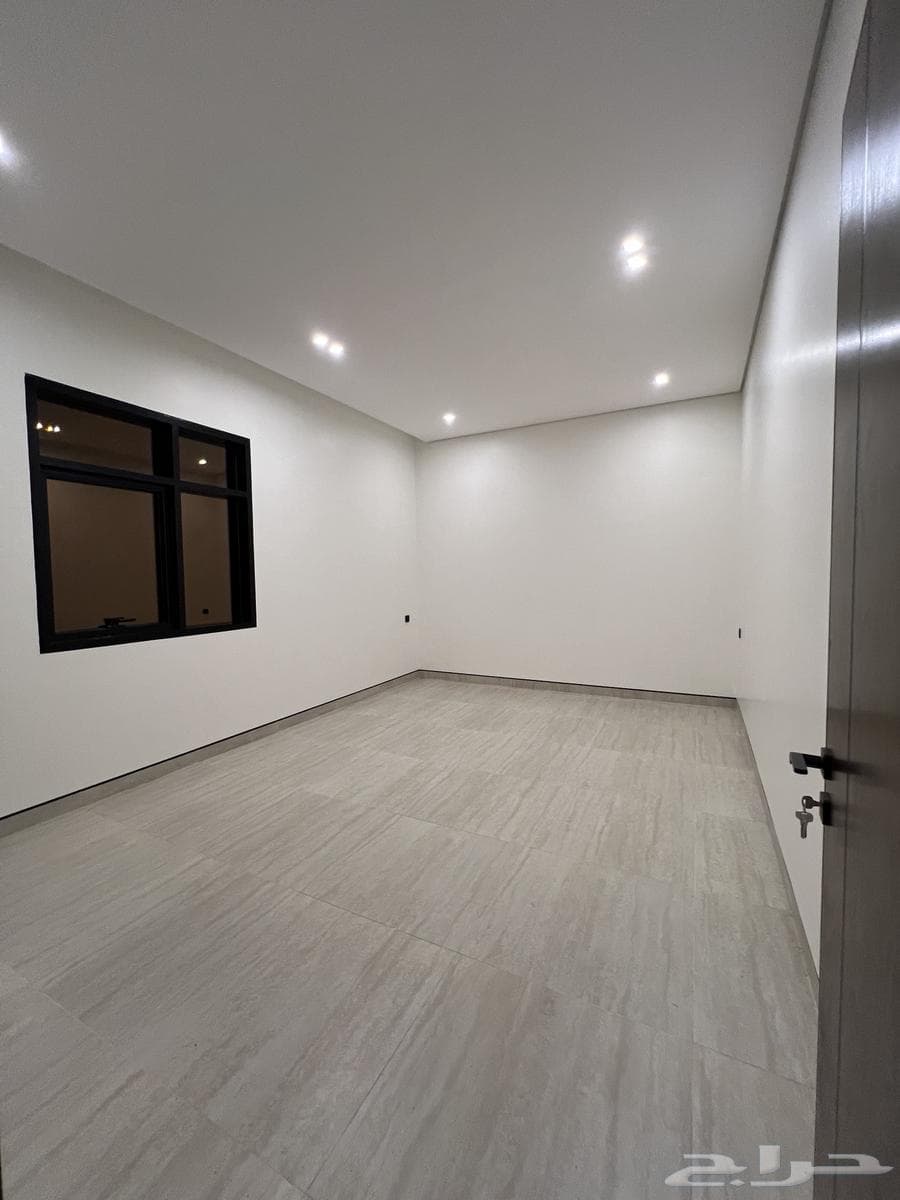 5 bedroom apartment in King Fahd 19