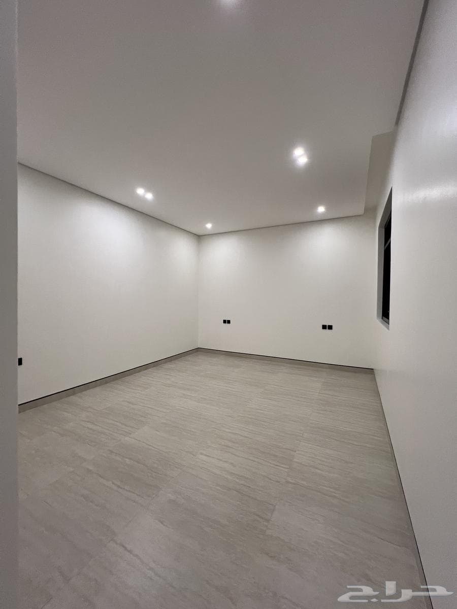 5 bedroom apartment in King Fahd 25