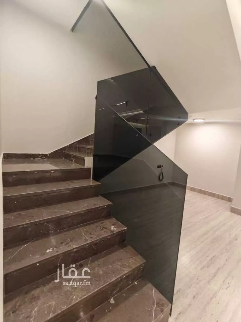 5 bedroom villa in Al Aridh 15