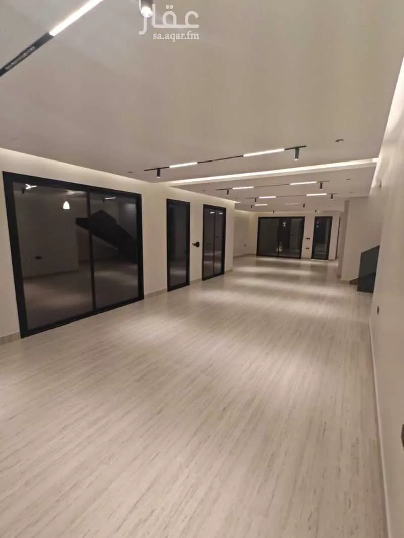 5 bedroom villa in Al Aridh 16