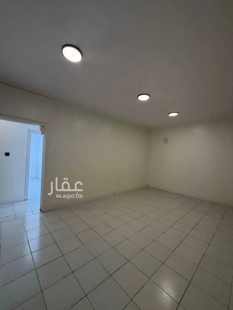 5 bedroom apartment in Badr 5