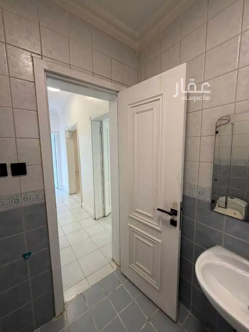 5 bedroom apartment in Badr 10