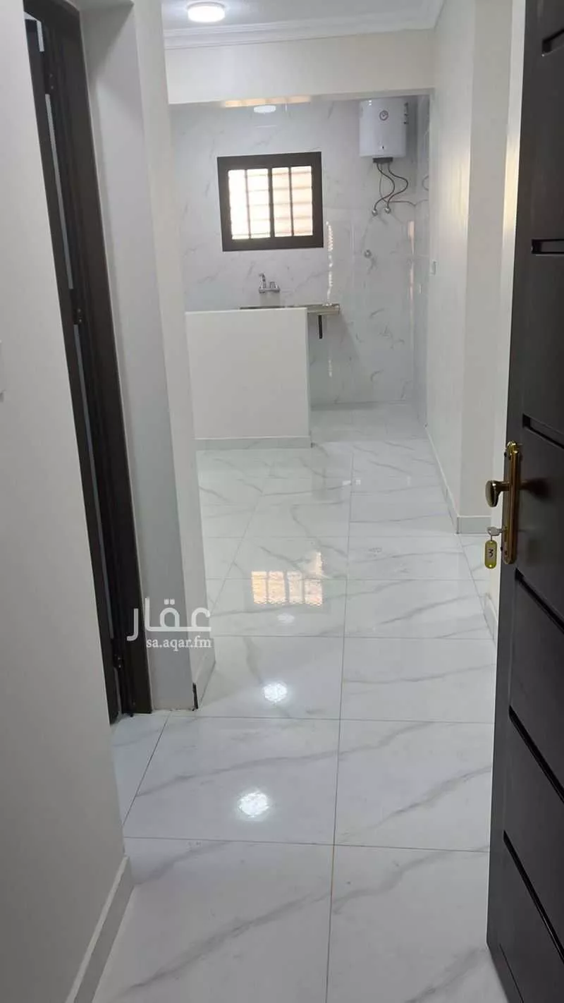 3 bedroom apartment in Al Shamisy 3
