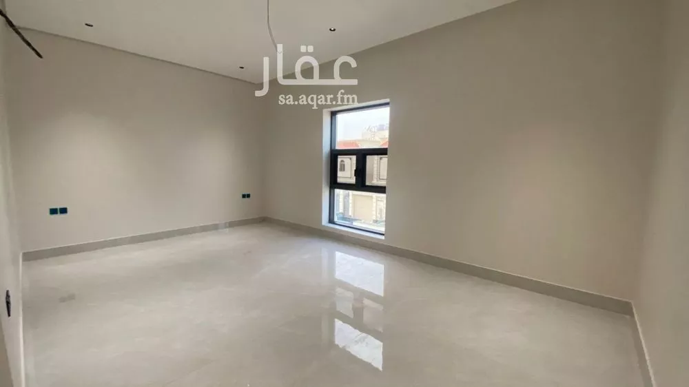 7 bedroom villa in Al Amwaj 9