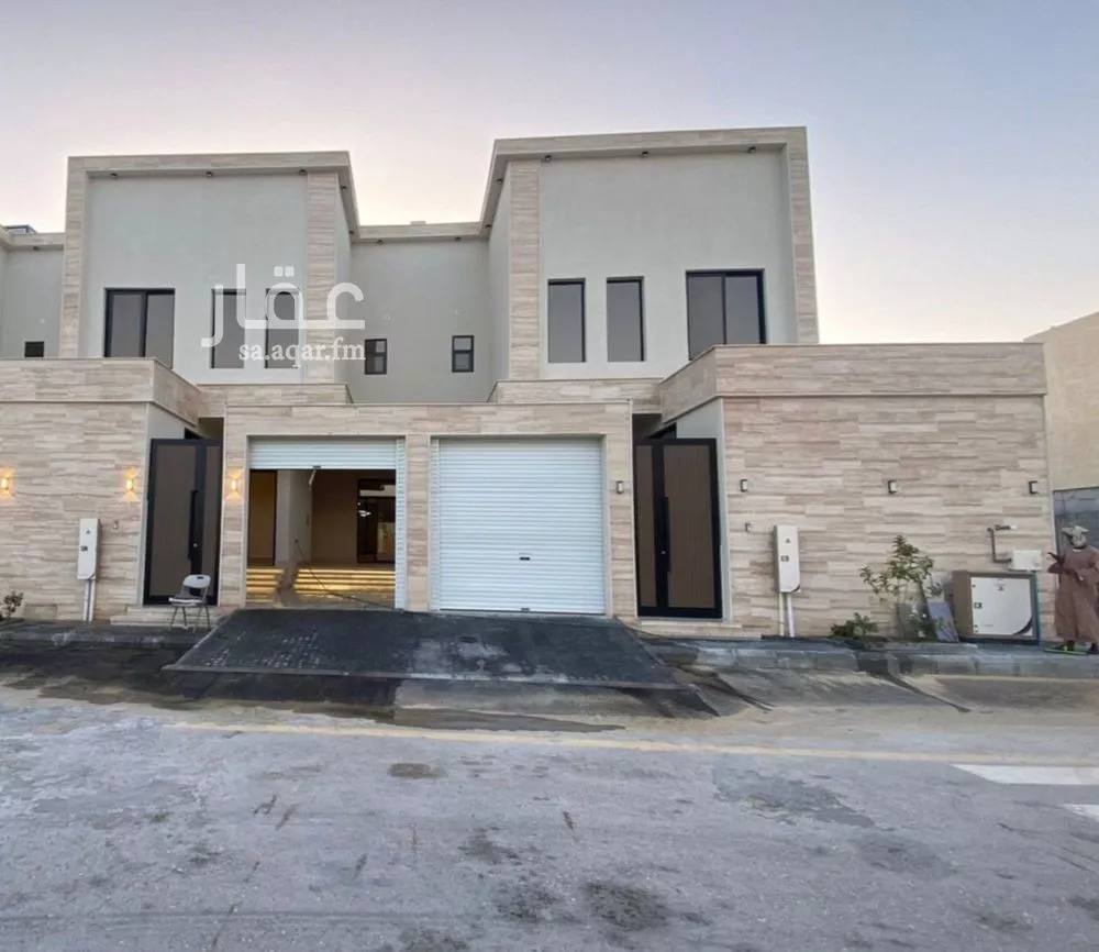 7 bedroom villa in As Sawari 6