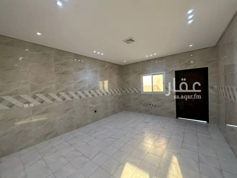 8 bedroom villa in As Sawari 11