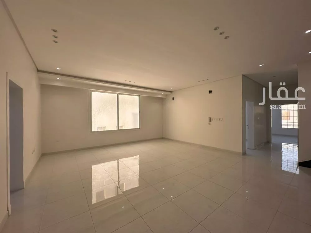 8 bedroom villa in As Sawari 7