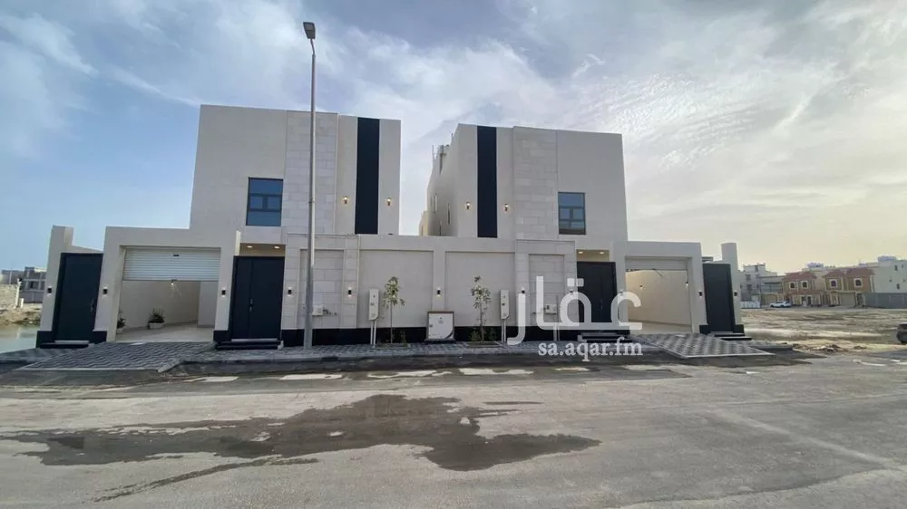 7 bedroom villa in As Sawari 2