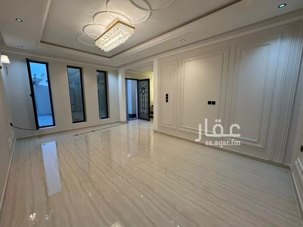 9 bedroom villa in Al Shiraa 6