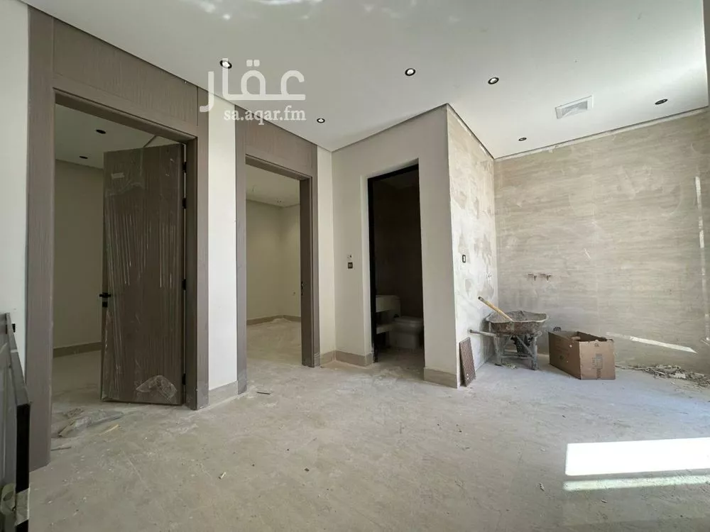 7 bedroom villa in As Sawari 4