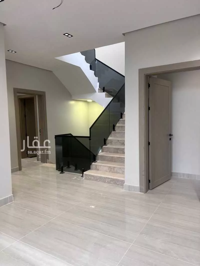 6 bedroom villa in Al Aqiq 12