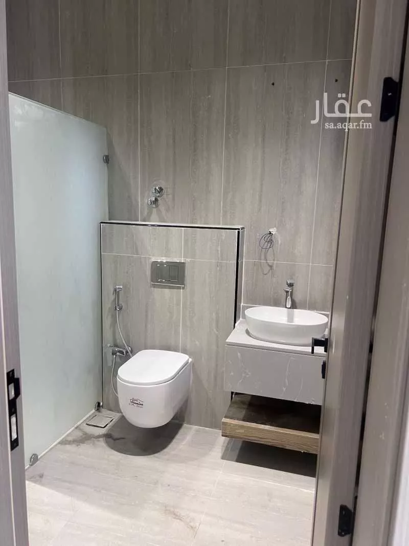 6 bedroom villa in Al Aqiq 13