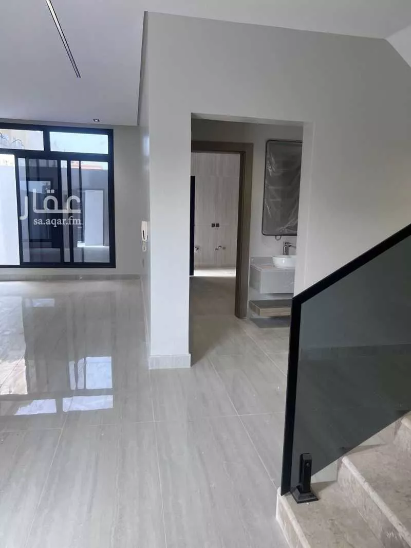 6 bedroom villa in Al Aqiq 14