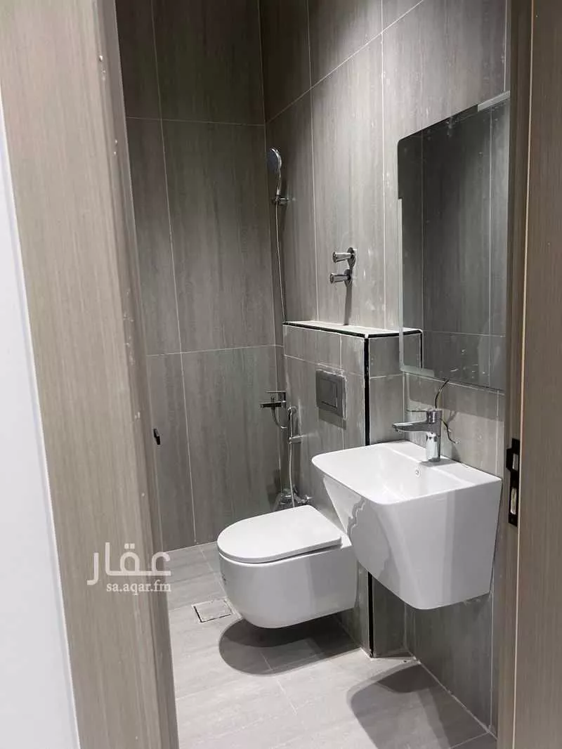 6 bedroom villa in Al Aqiq 10