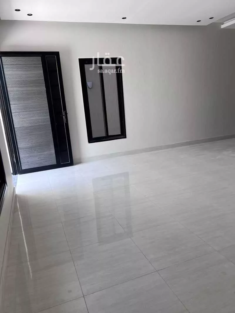 6 bedroom villa in Al Aqiq 2