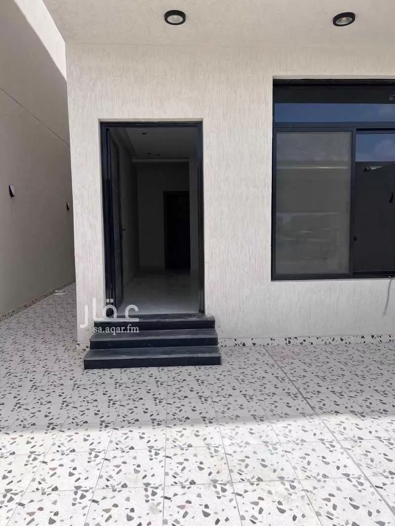 6 bedroom villa in Al Aqiq 3