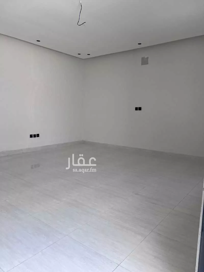6 bedroom villa in Al Aqiq 7