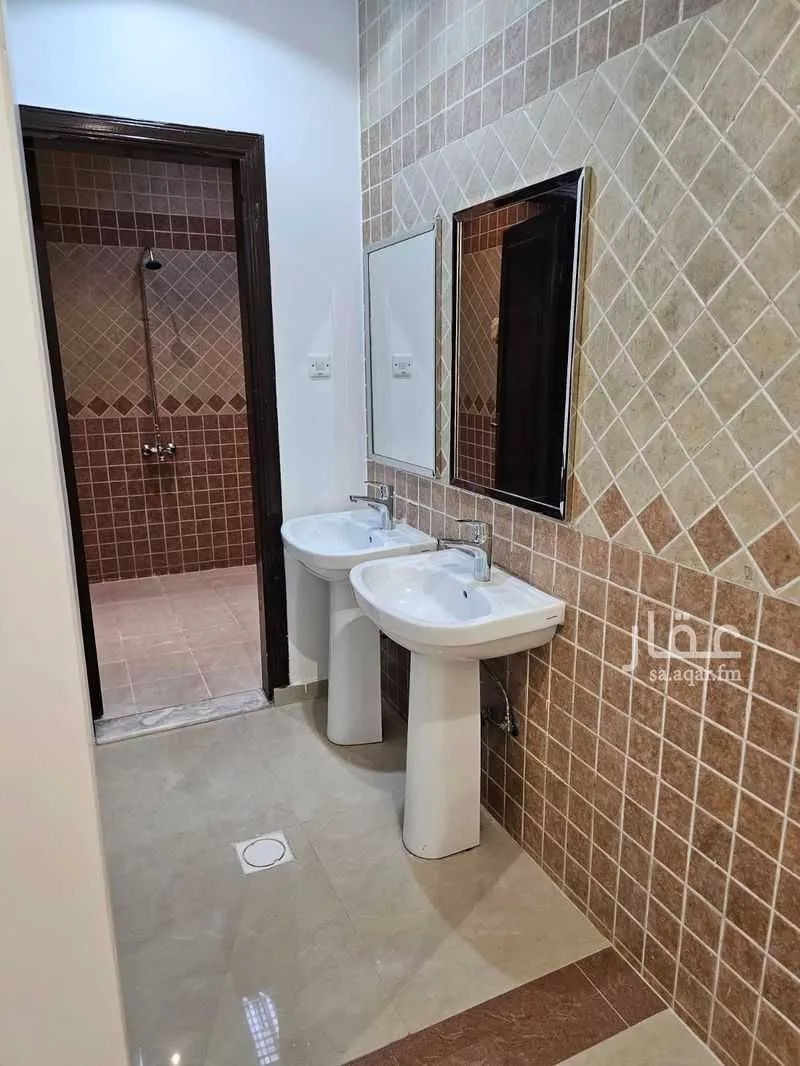 2 bedroom apartment in Al Yarmouk 4