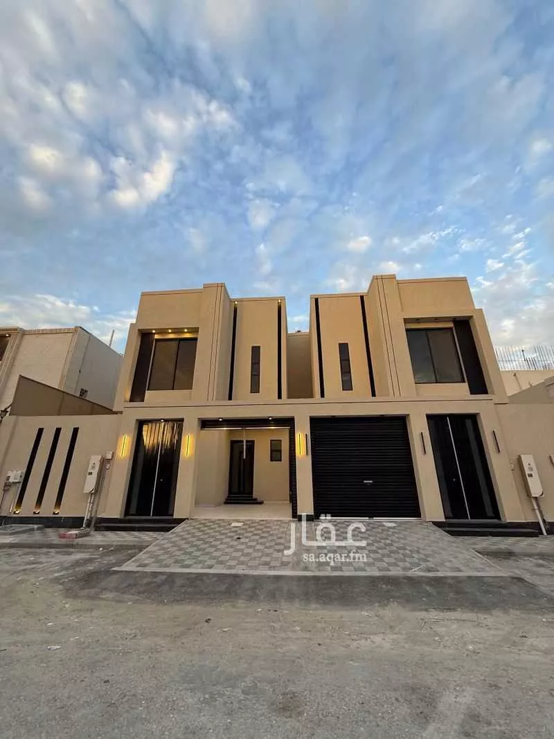 5 bedroom villa in Dahiat King Fahd 2