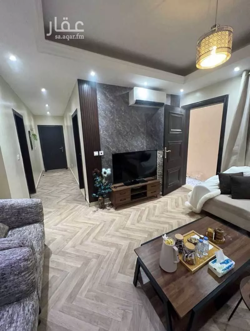 6 bedroom floor in Tuwaiq 2