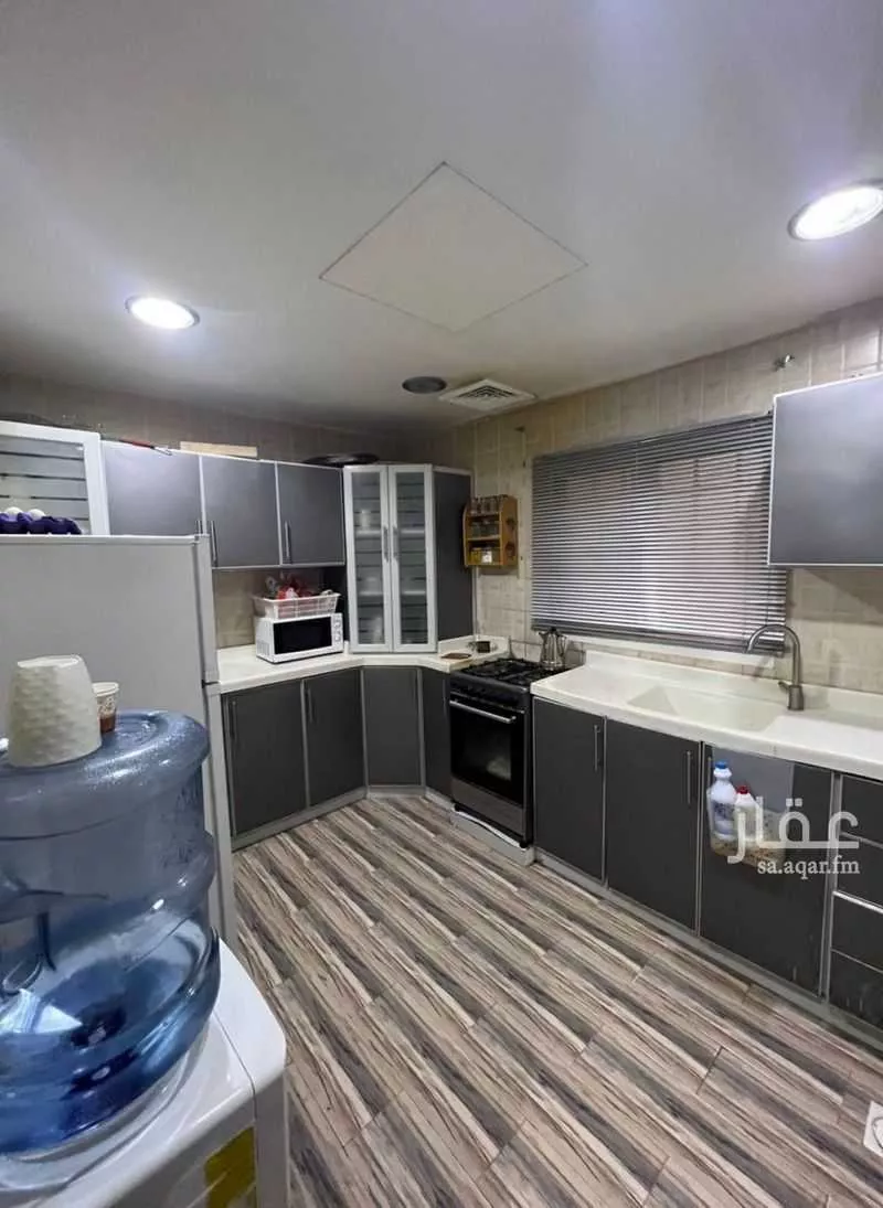 6 bedroom floor in Tuwaiq 11