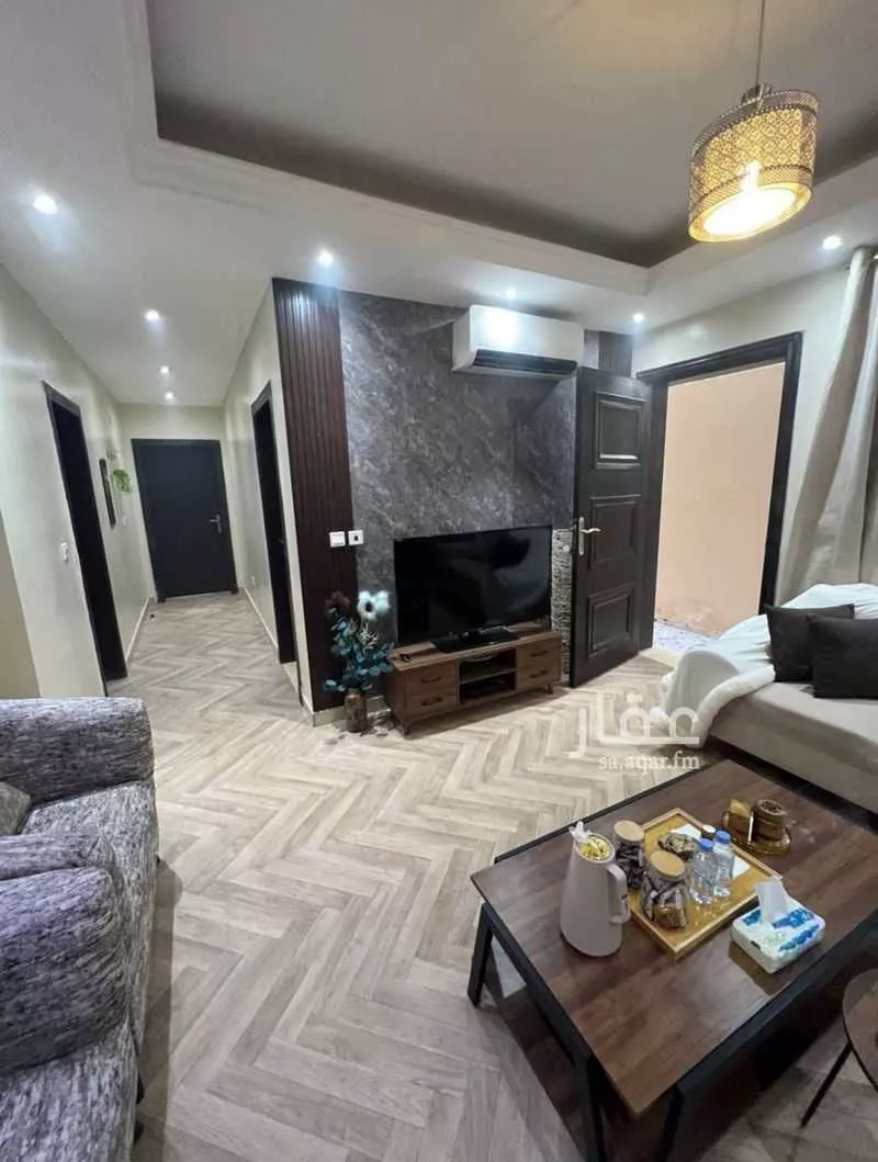 6 bedroom floor in Tuwaiq 5