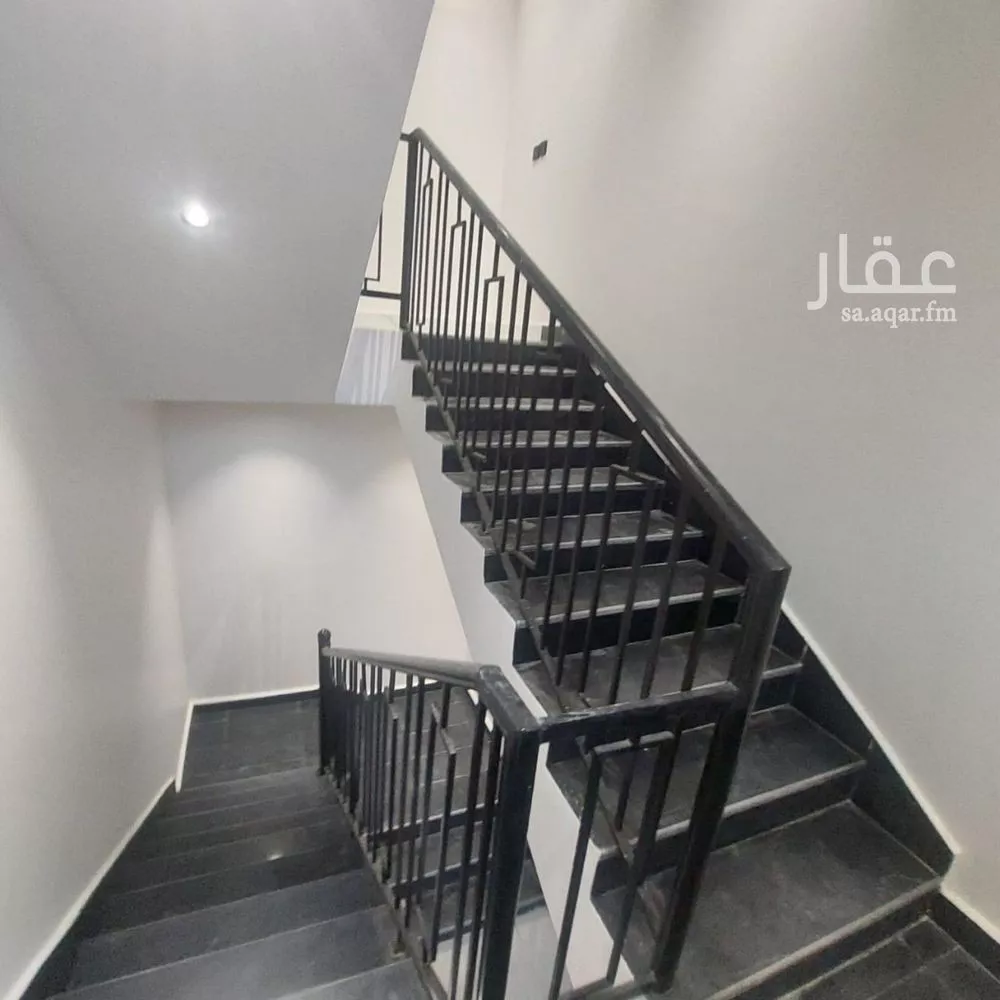 5 bedroom floor in Al Munsiyah 8