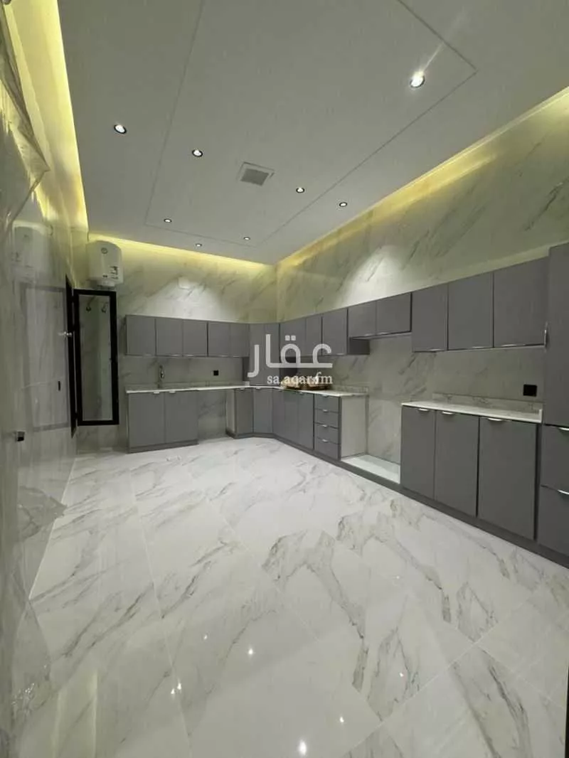 4 bedroom floor in Al Mahdiyyah 12