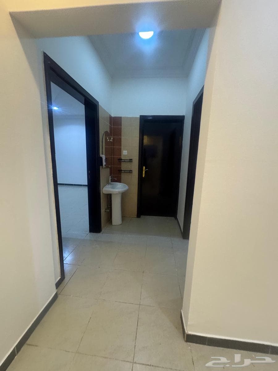 3 bedroom apartment in Al Rimal 4