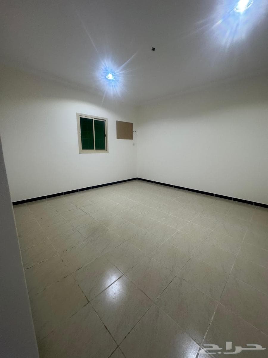 3 bedroom apartment in Al Rimal 7