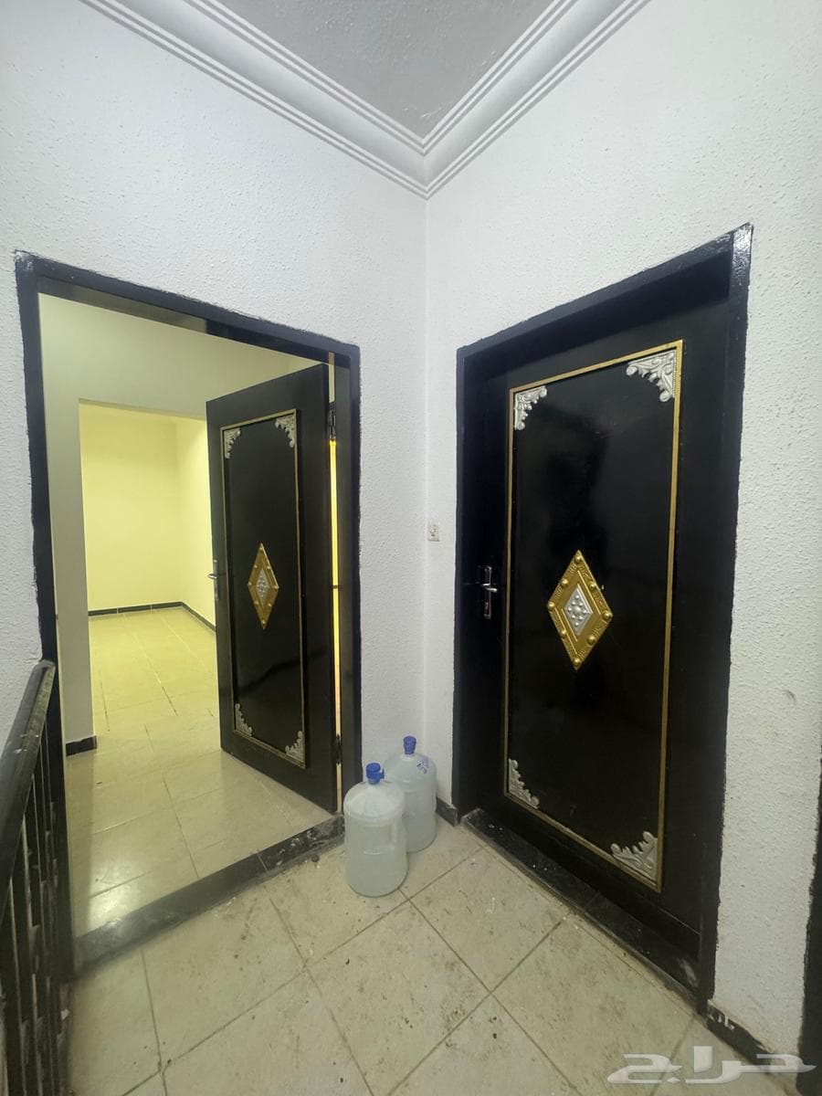 3 bedroom apartment in Al Rimal 9