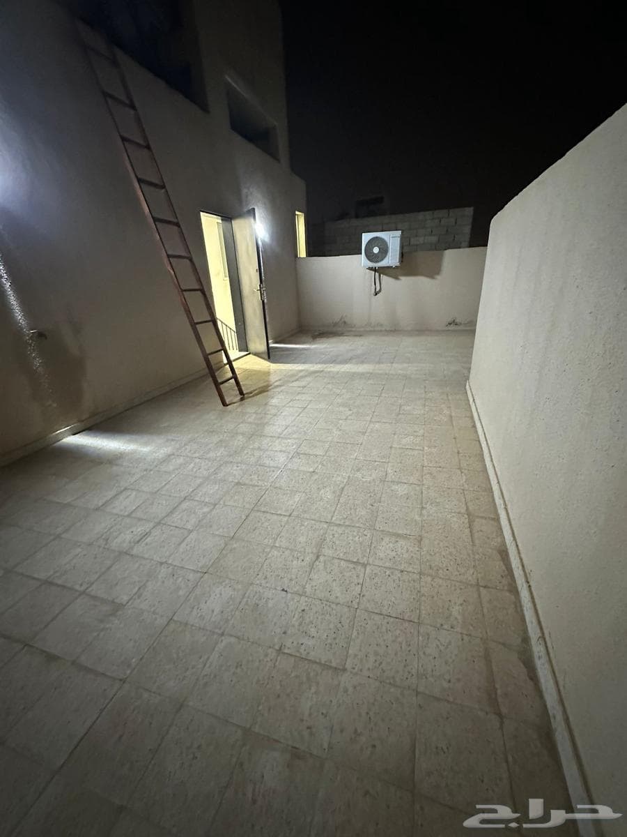 4 bedroom apartment in Al Rimal 14